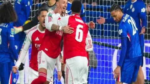 奇才队三战皆捷！NBA精彩对决：奇才大战湖人，盛宴来袭！